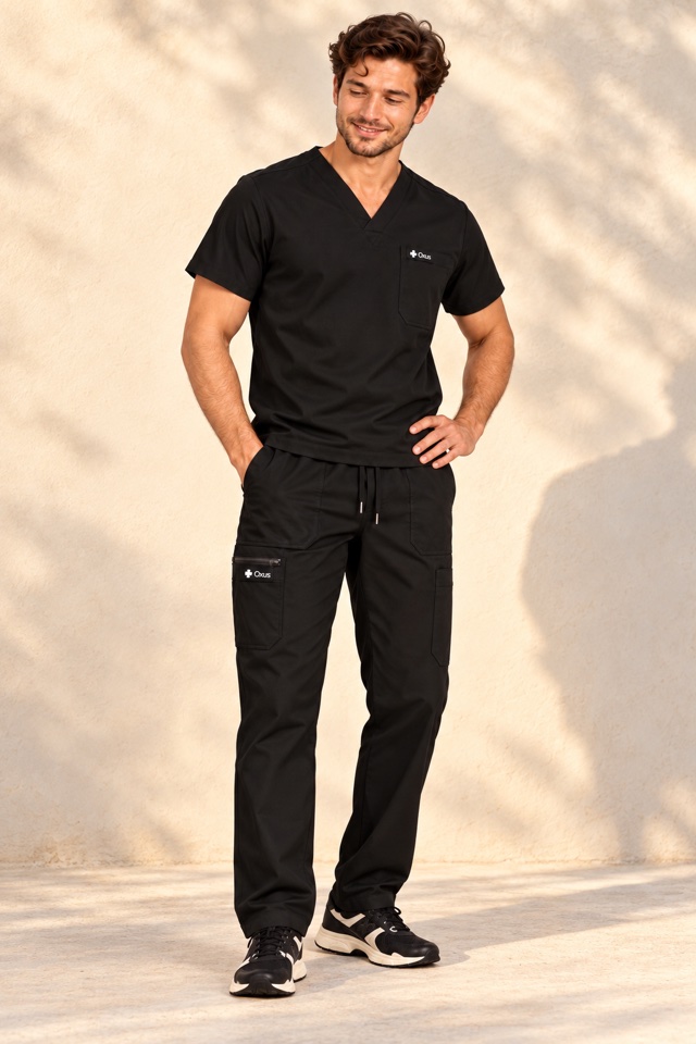 Men's Oxus Scrub Top in Black